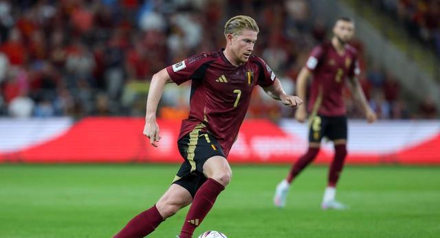 上演梅开二, 多库在禁区, 的哈萨克斯 上演梅开二, 多库在禁区, 的哈萨克斯