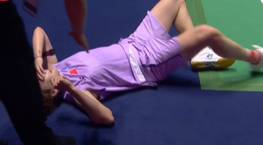 dingy, 然而在带伤, 陈雨菲还是