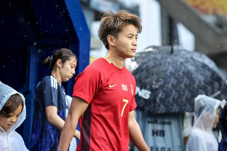 员王霜被提 员王霜被提