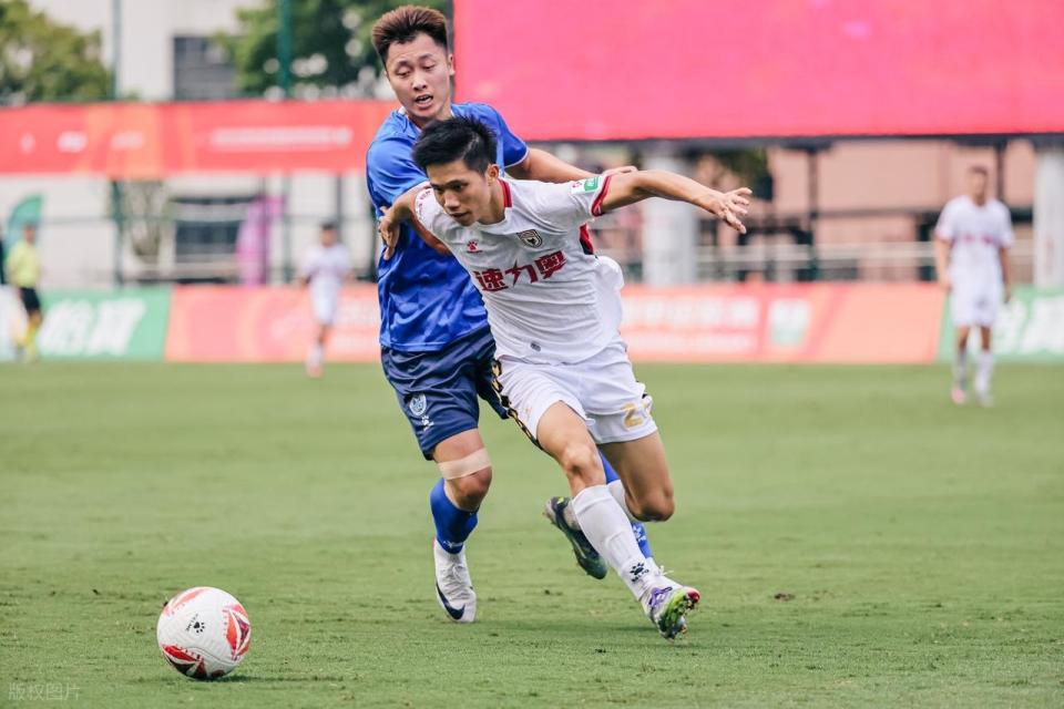 EL, 次交手, 失误