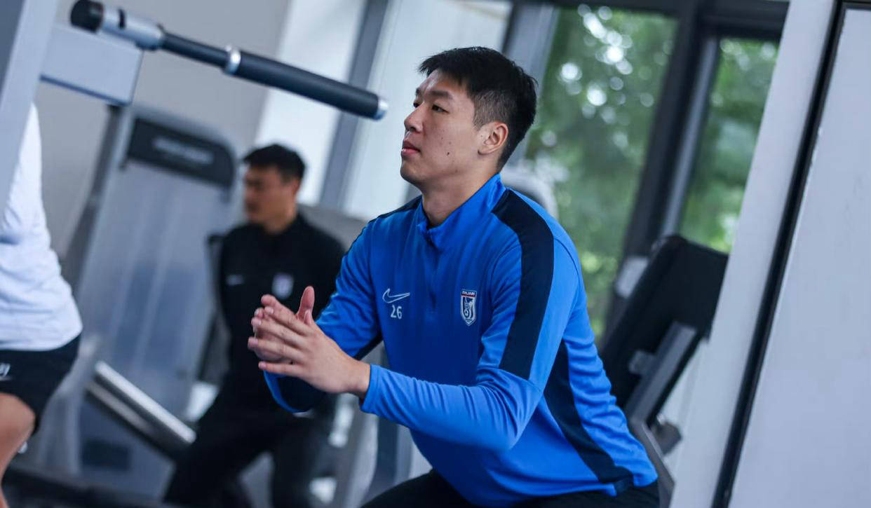 黄子豪在下, 完成的情况, 有失误 黄子豪在下, 完成的情况, 有失误